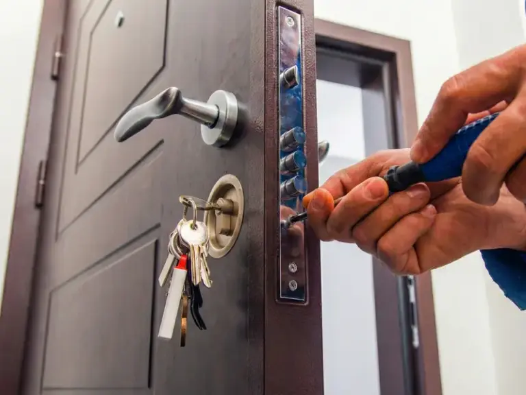 Porta blindada em Rio Claro – instalação e manutenção